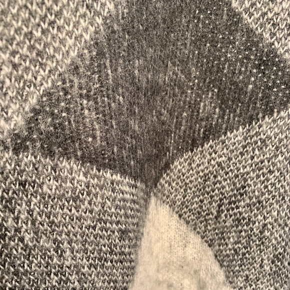 No Boundaries L cardigan - Picture 3 of 3